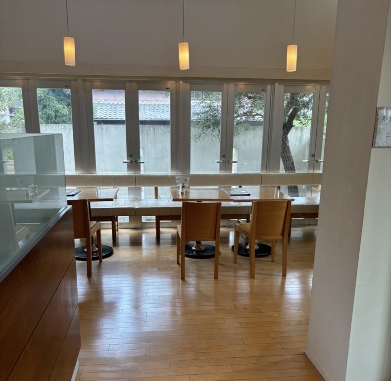 grand cafe Jun （グランドカフェ ジュン）　店内雰囲気