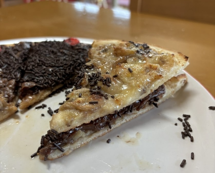 ビッグベルピザ(BIGBEL)豊田市 チョコレートとバナナピザ