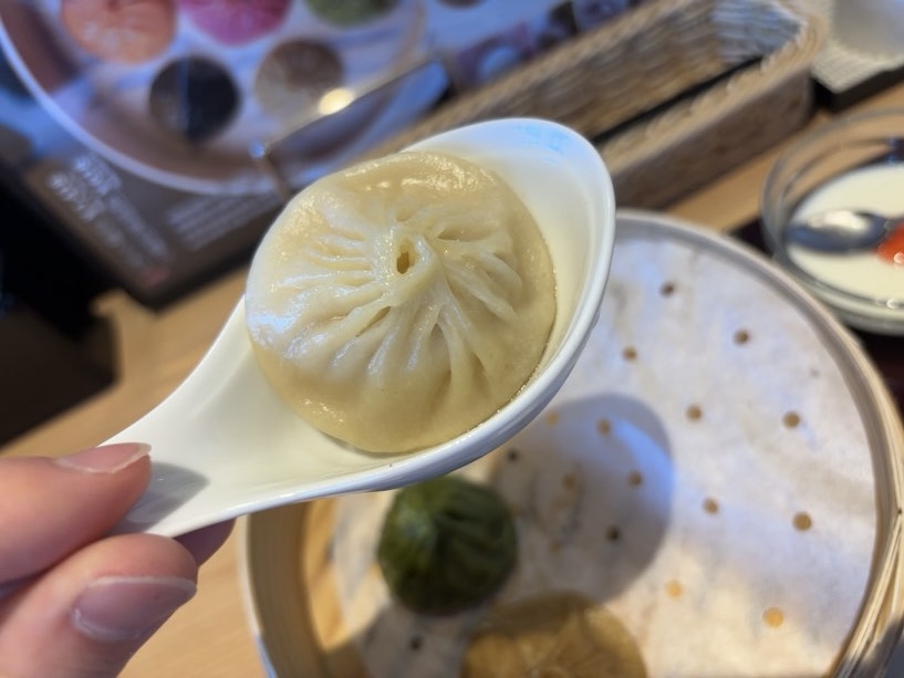 小籠包•北京ダック専門店 籠香（豊田市）　プレーンの小籠包