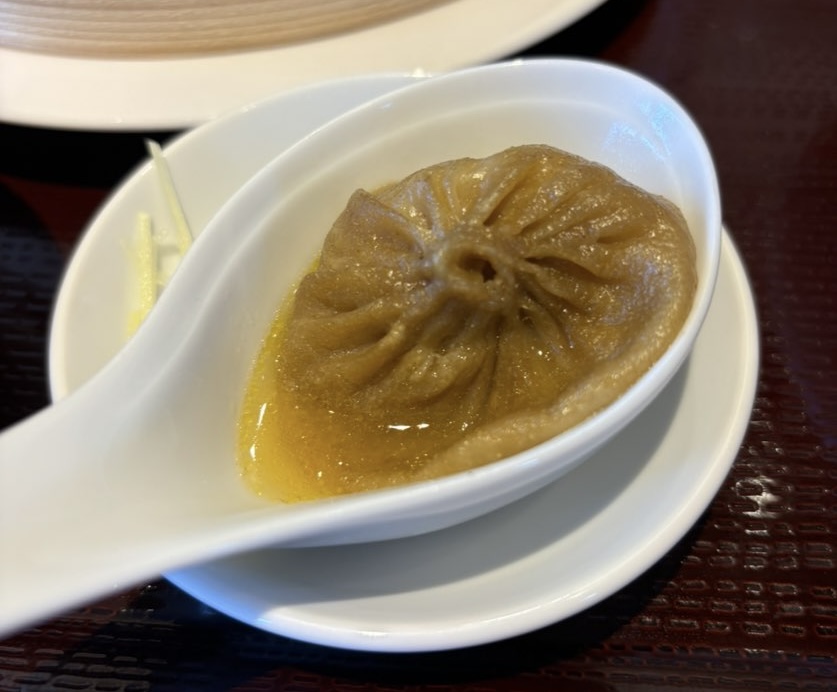 小籠包•北京ダック専門店 籠香（豊田市）　カレーの小籠包