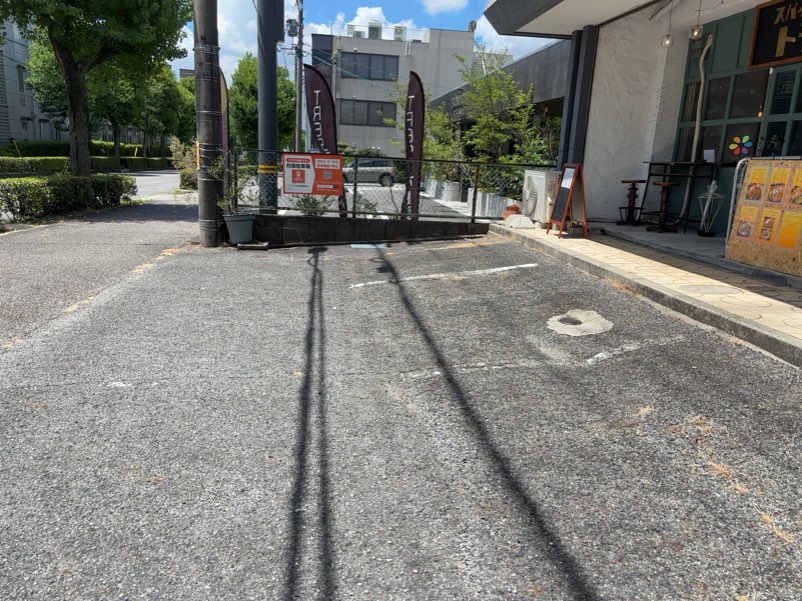 スパイスカレートモス（豊田市）　駐車場