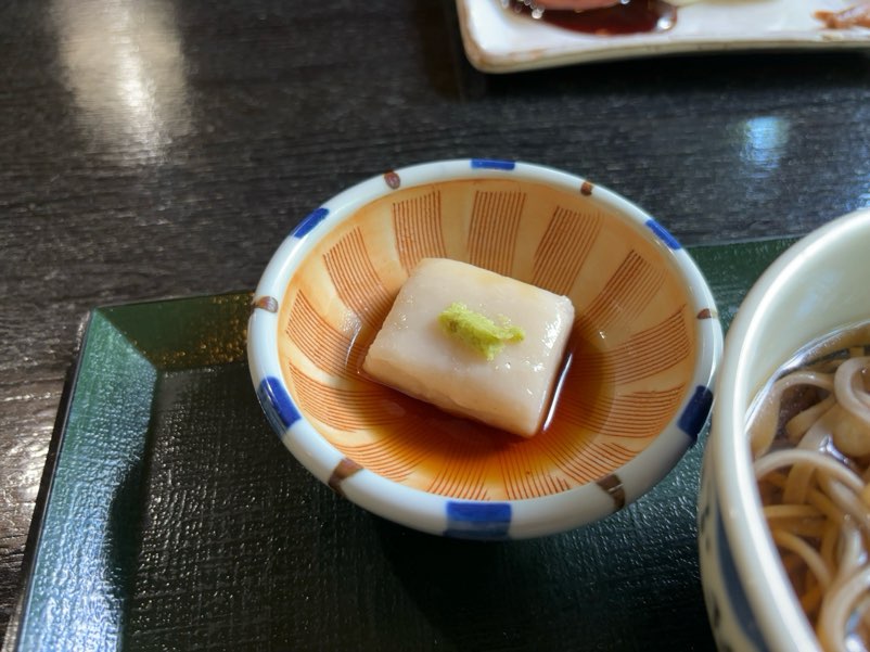 天下茶屋（豊田市） 小鉢のもち