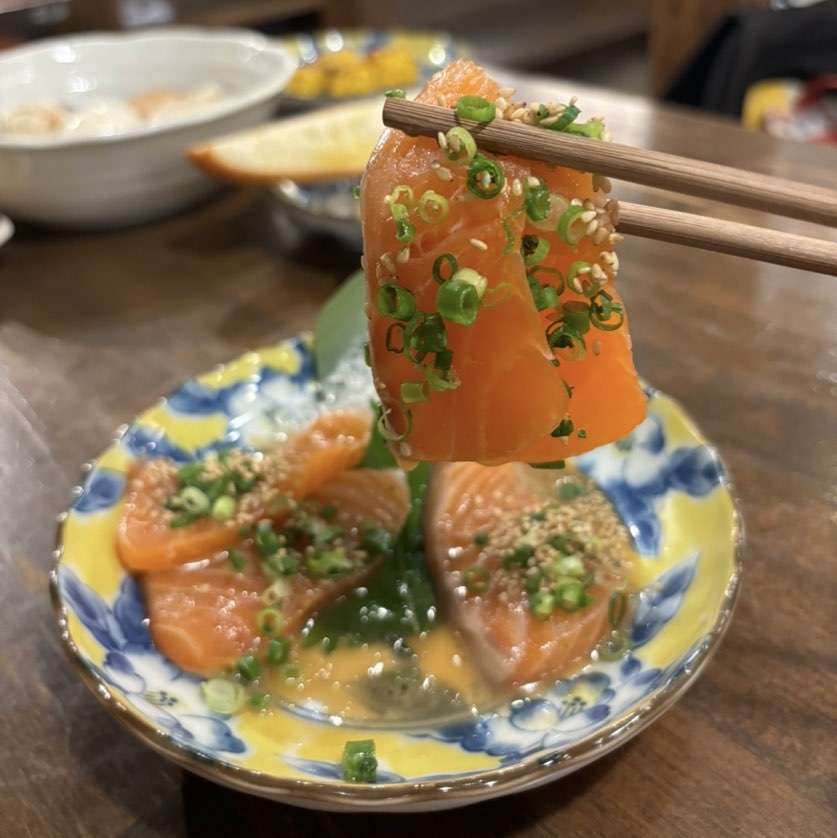 呼炉凪来 豊田市駅前店　ゴマサーモン一口