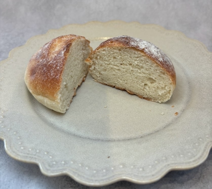 ダーシェンカ・菜 豊田店 みるくぱんの断面