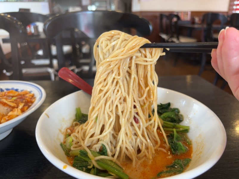中華料理 九龍城 豊田店 担々麺の麺
