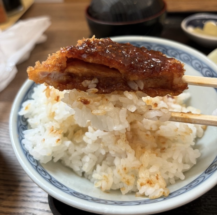 お食事処 千歳（豊田市）　ごはんと味噌カツ
