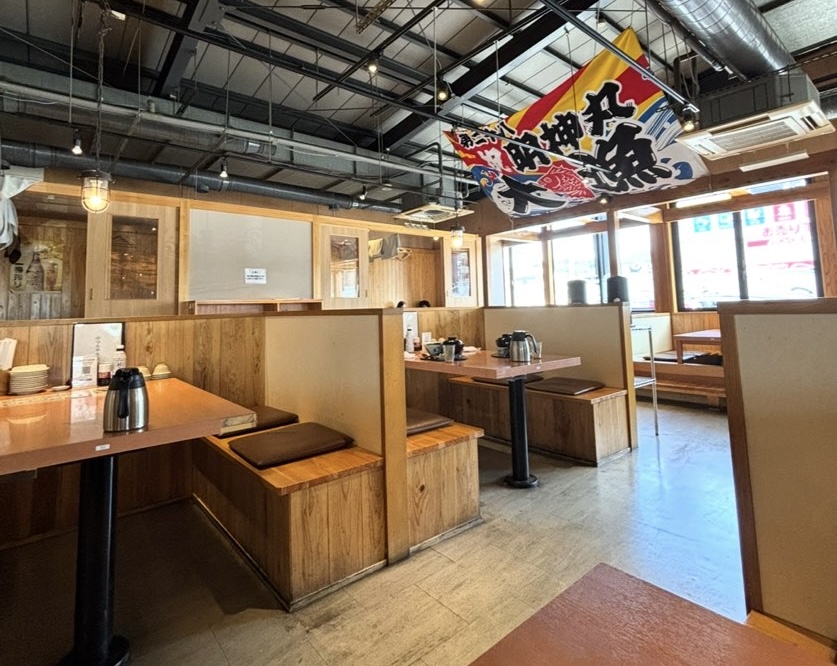 まるさ水産 愛知三好店　店内雰囲気