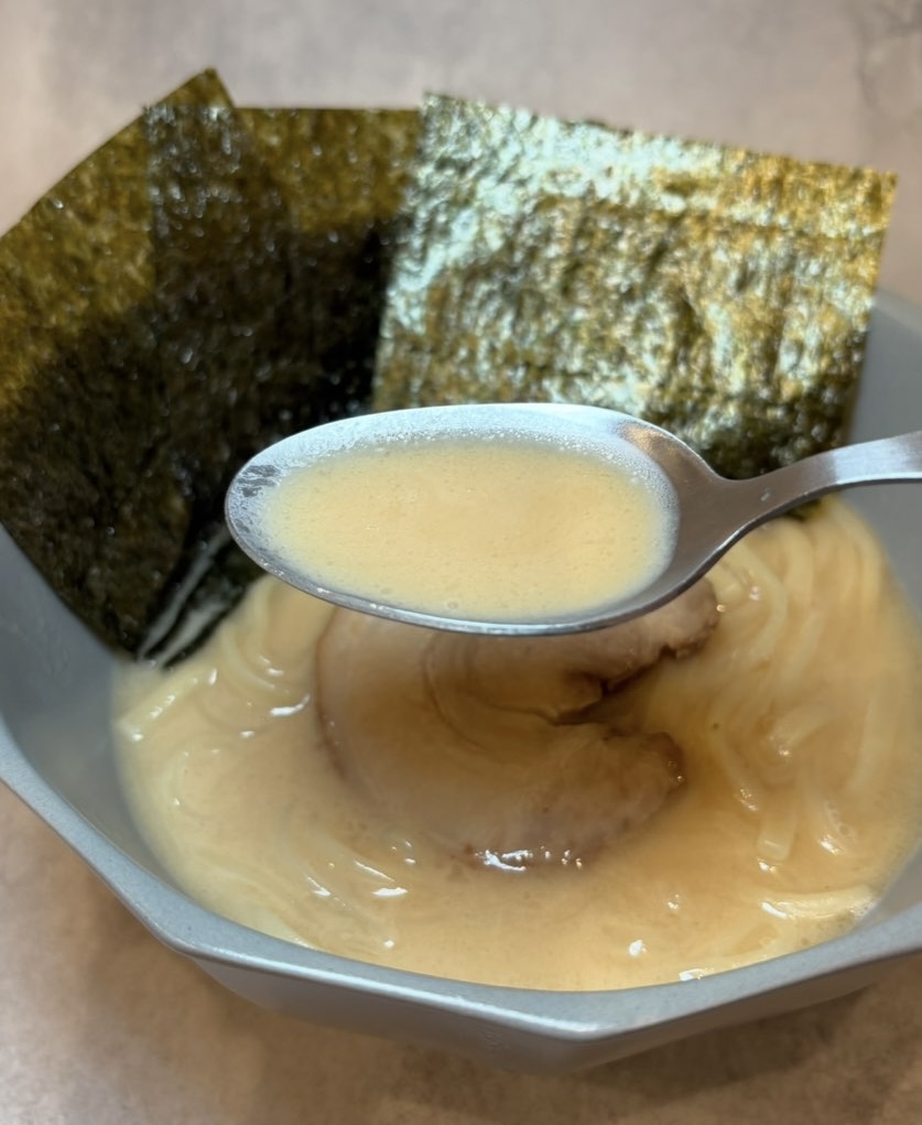 ウルトララーメン大集合 豊田店　横浜家系醤油ラーメンのスープ