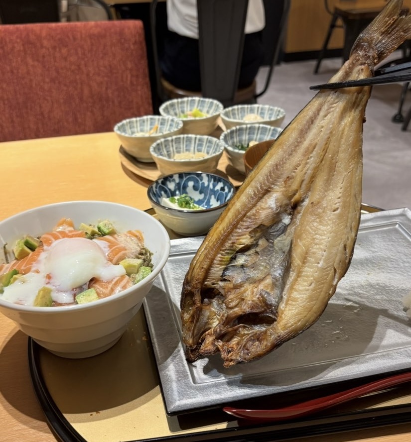 ひものと和めし処 をかし（豊田市）　スペシャル定食とおばんざい