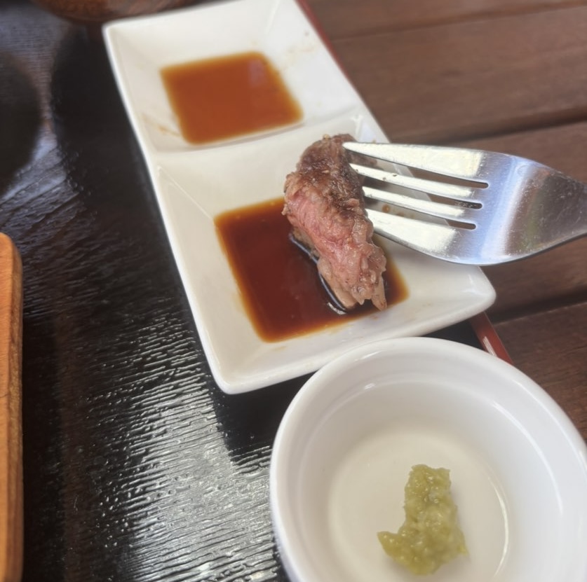 ばんじゃーる駒ヶ原（北設楽郡）　ステーキと醤油