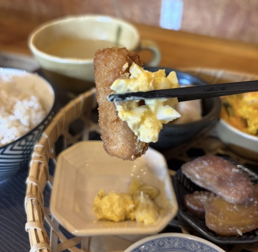 池島五組 厨房168 鮭のフライ