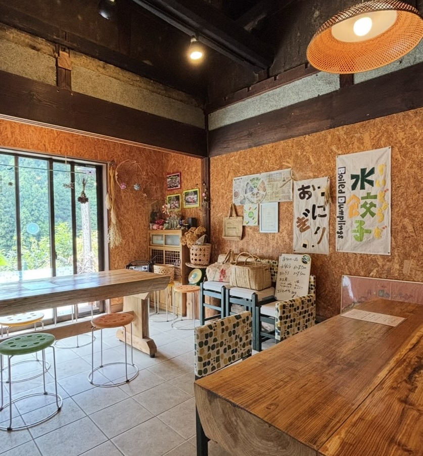 池島五組 厨房168 店内雰囲気