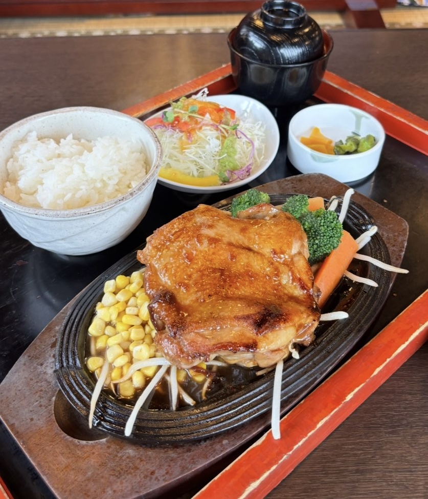 キッチン和味（豊田市）　照り焼きチキンステーキ定食