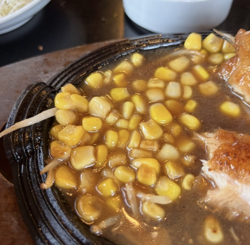 キッチン和味（豊田市）　照り焼きチキンについてるコーン
