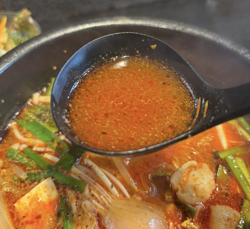 韓国料理 釜山(豊田市) ホルモンチゲのスープ