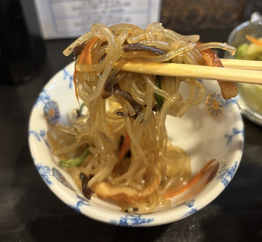 韓国料理 釜山(豊田市) チャプチェ一口