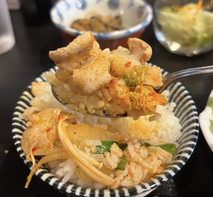 韓国料理 釜山(豊田市) ホルモンチゲ丼