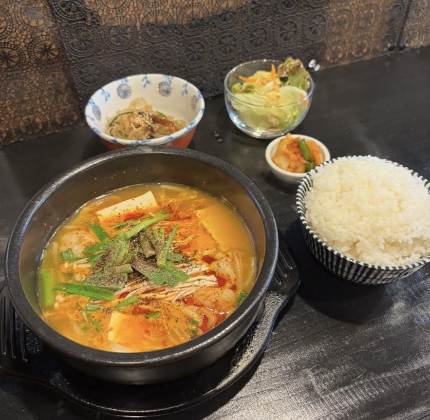 韓国料理 釜山(豊田市) ホルモンチゲランチ