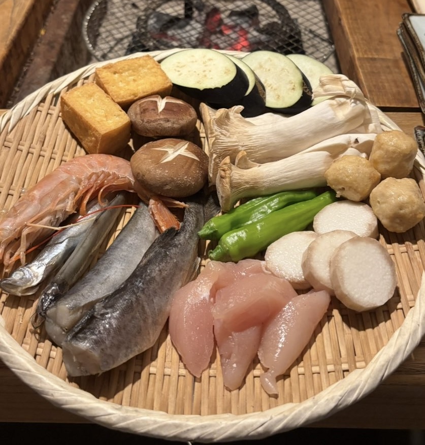 いろり和家（豊田市）　囲炉裏焼き盛り