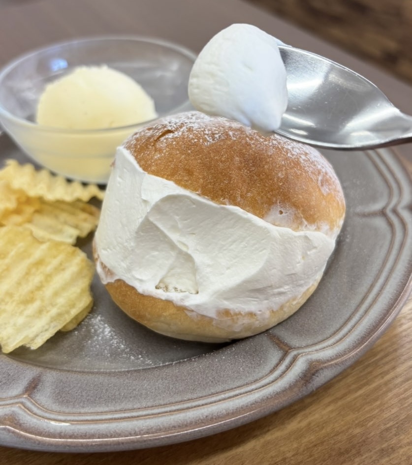 Koshido cafe+（コシドカフェ）　マリトッツォのクリーム