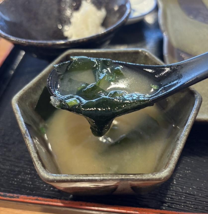 台湾料理 友采香(豊田市) 味噌汁一口