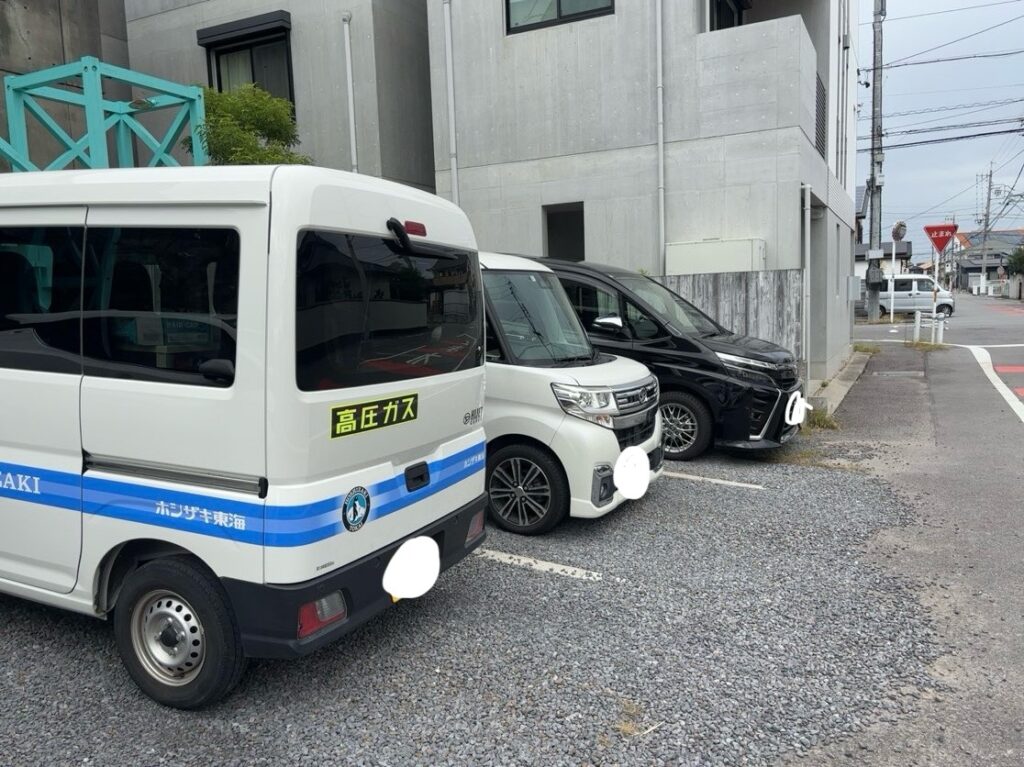 Barbe （バルブ）岡崎市　駐車場