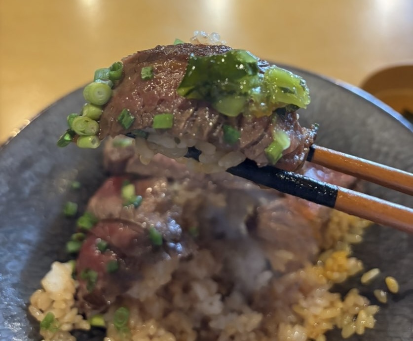 Barbe （バルブ）岡崎市　ステーキ丼とわさびソース