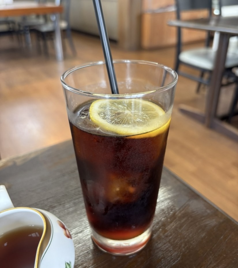 カフェ・ド・たろう（豊田市）　アイス紅茶