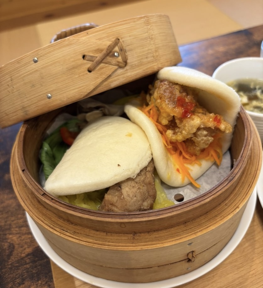 RiRi tea（リリティー）豊田市　バオサンドのチキン