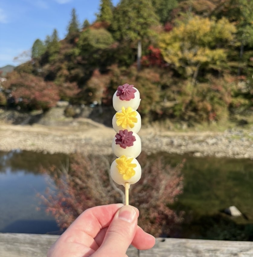 香嵐渓もみじまつり2025 屋台　あん団子（芋スペシャル