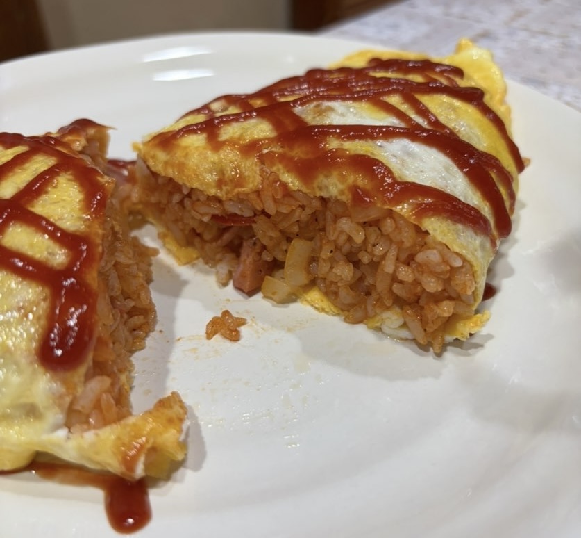 オリエント（豊田市）　オムライスの断面