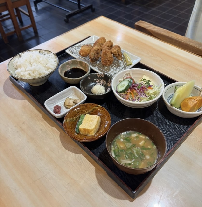 お食事処 兼市(豊田市) カキフライ定食