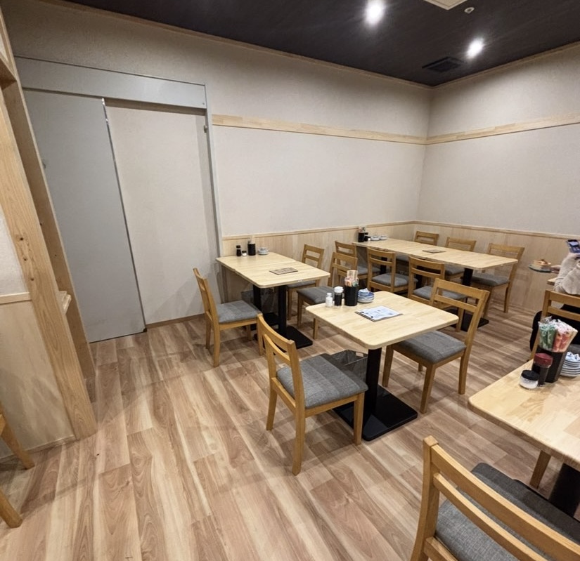 魚と7〜ととせぶん〜（豊田市駅）　　店内雰囲気