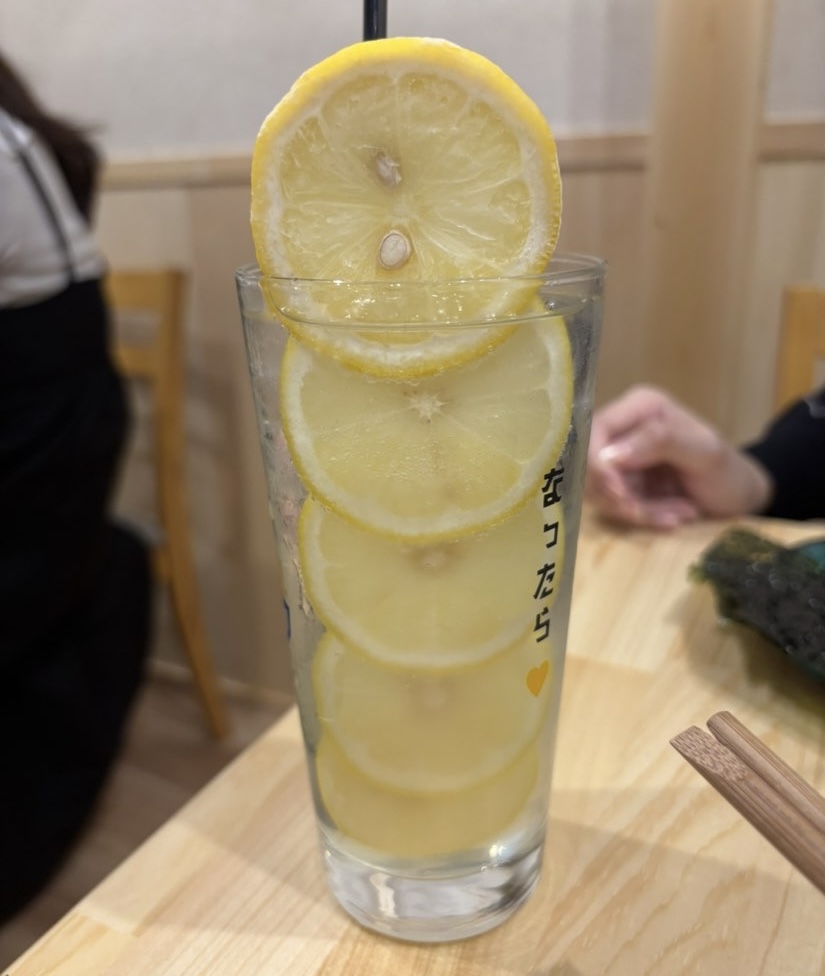 魚と7〜ととせぶん〜（豊田市駅）　レモンサワー