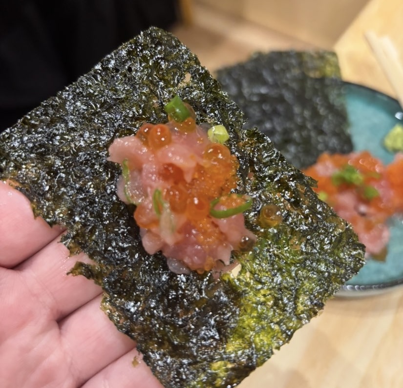 魚と7〜ととせぶん〜（豊田市駅）　ねぎとろ一口