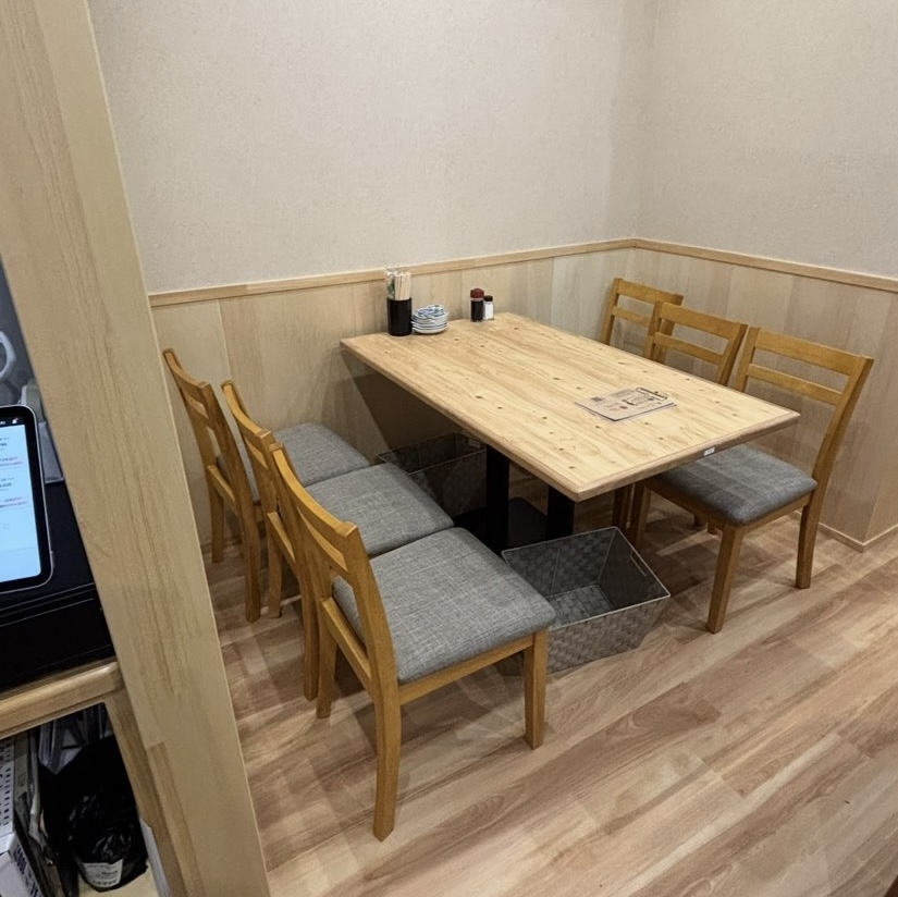 魚と7〜ととせぶん〜（豊田市駅）　店内風景