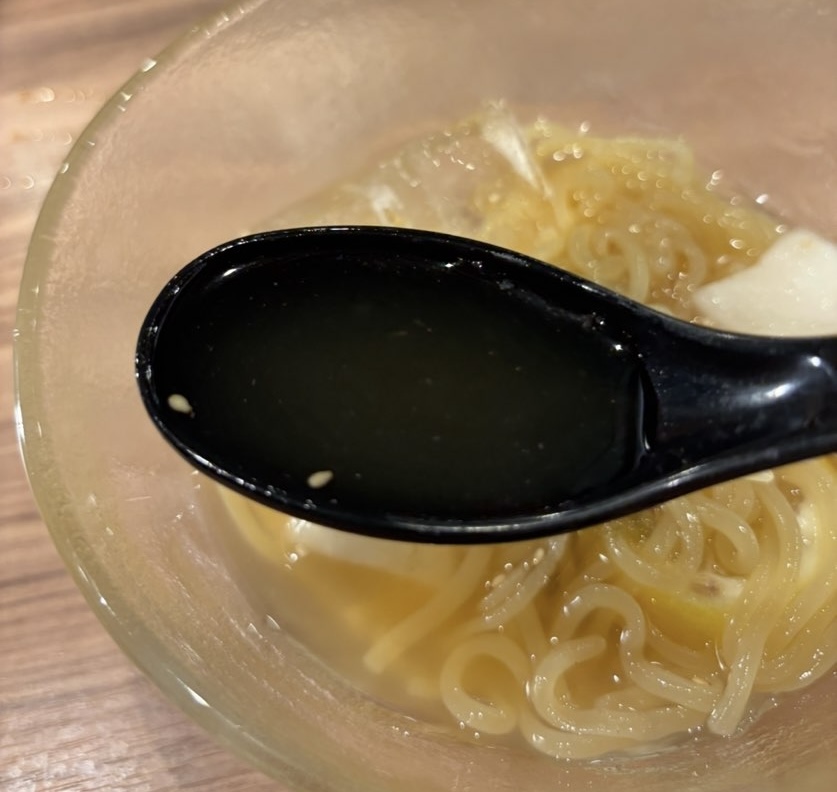 焼肉ぜっと KITAMACHI 冷麺のスープ