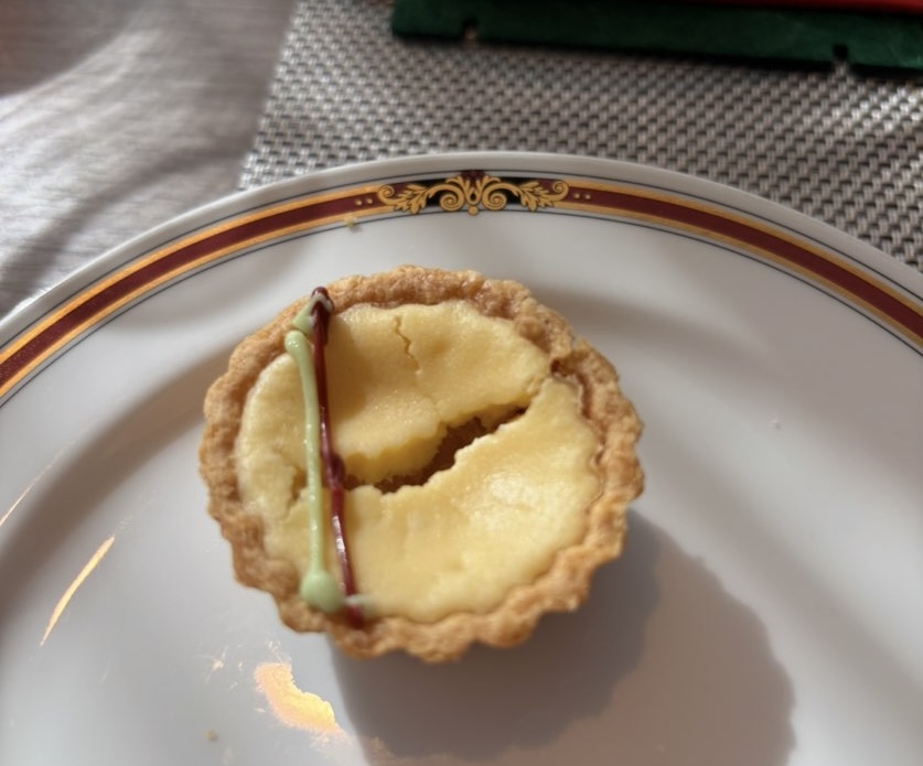 シーズナルキッチン ル・ボナール　りんごパイ