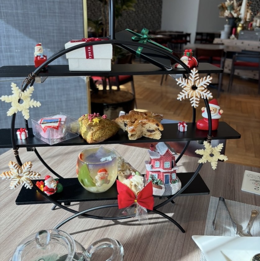 シーズナルキッチン ル・ボナール　アフタヌーンティーのお菓子セット