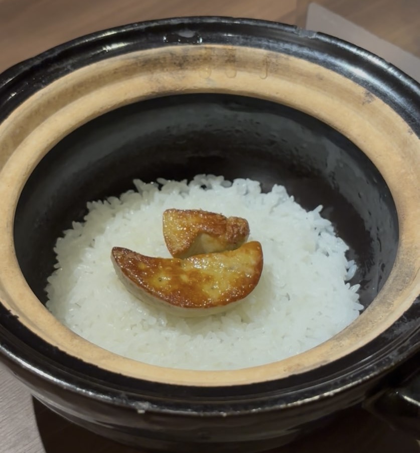 創作焼肉亭 にくよい(岡崎市) フォアグラとご飯