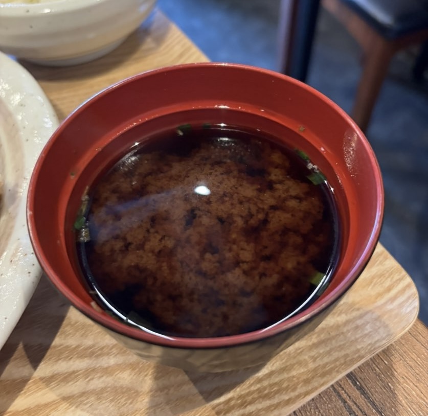 厚切りレアとんかつ やまとん 岡崎店 味噌汁