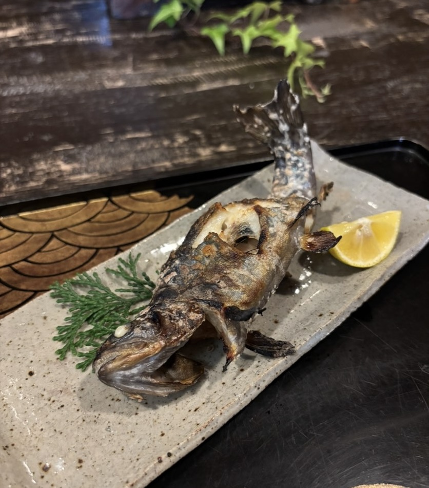 三河路(豊田市) ニジマスの塩焼き