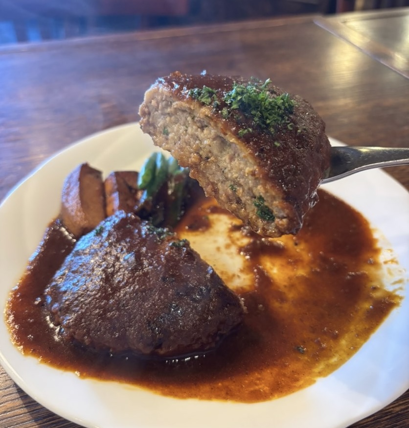 ビトーク （BITOKE）豊田市　ハンバーグ一口