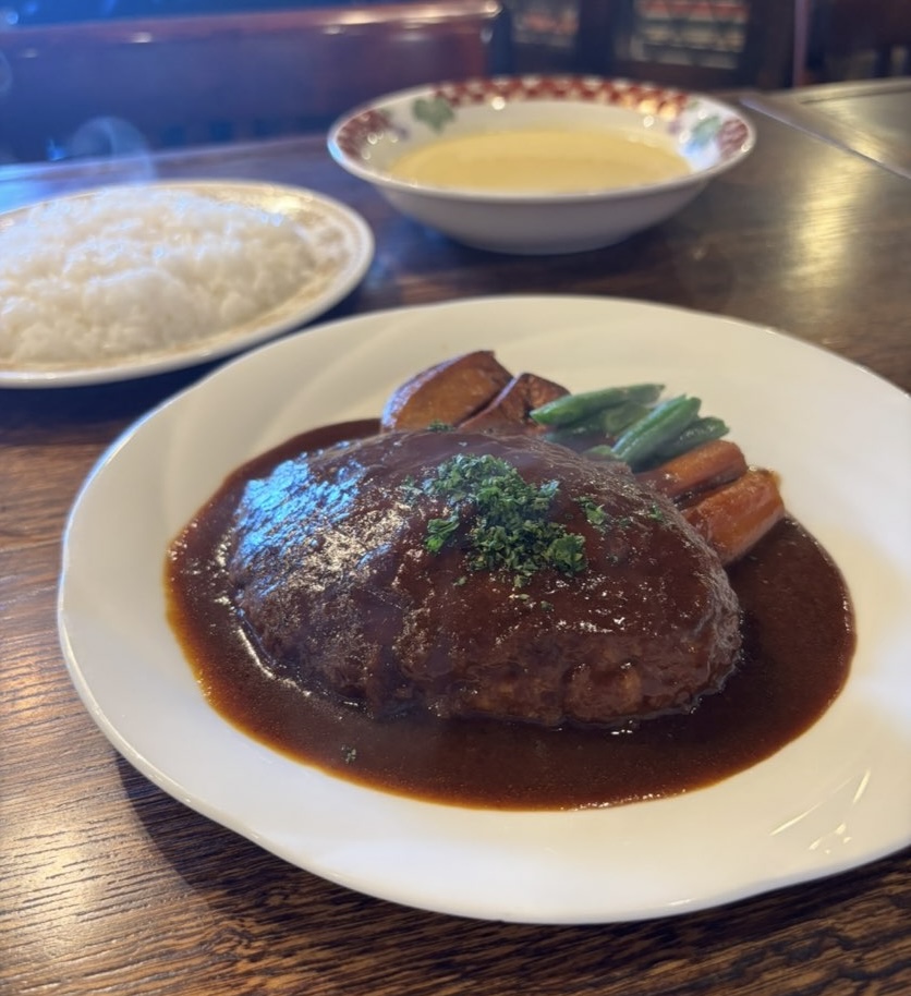ビトーク （BITOKE）豊田市　デミグラスハンバーグ