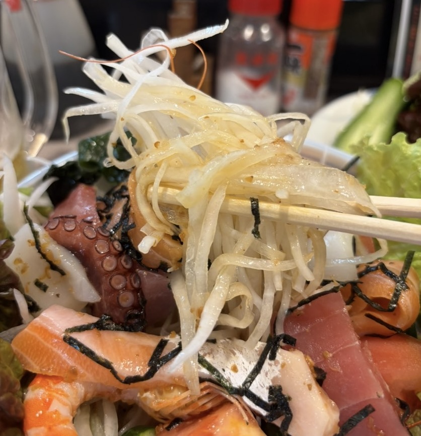 居酒屋たかせ（豊田市）　海鮮サラダ