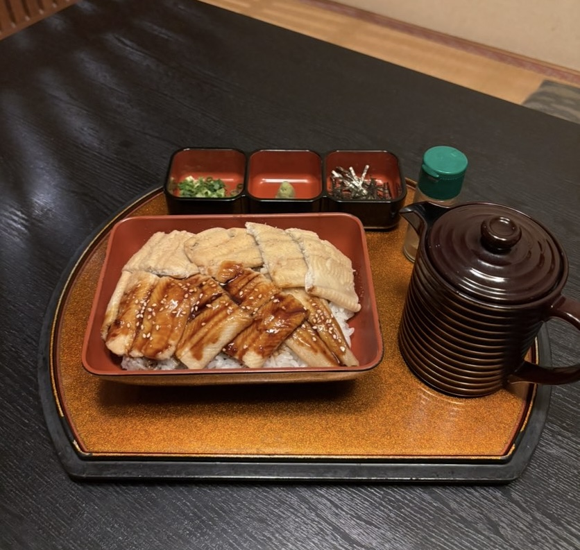 割烹・すし きさらぎ（豊田市）　金銀あなご箱まぶし