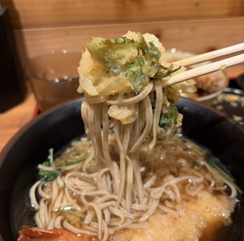 小木曽製粉所 豊田店　そばとかき揚げ