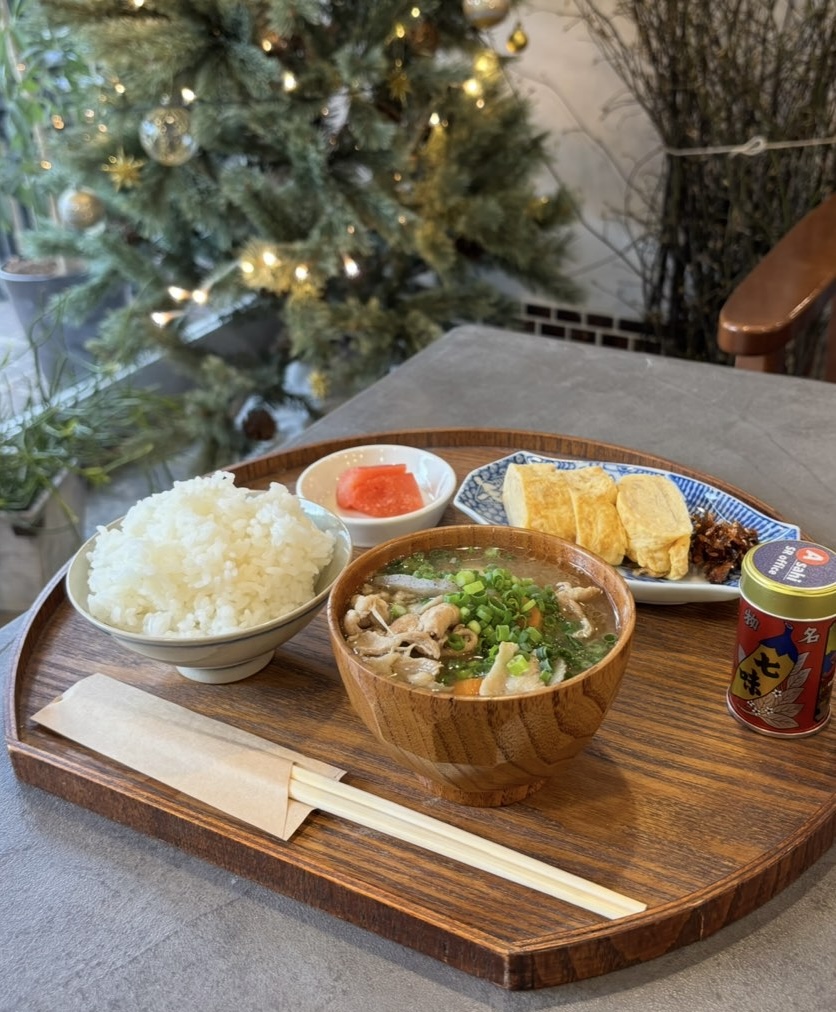 Knocks Build(豊田市) 豚汁定食