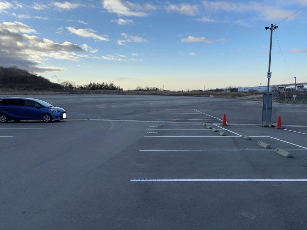 猿投神社の駐車場