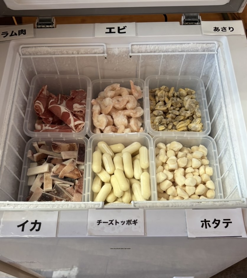 弛流 四川麻辣湯(ちるまら)岡崎店 セルフコーナー